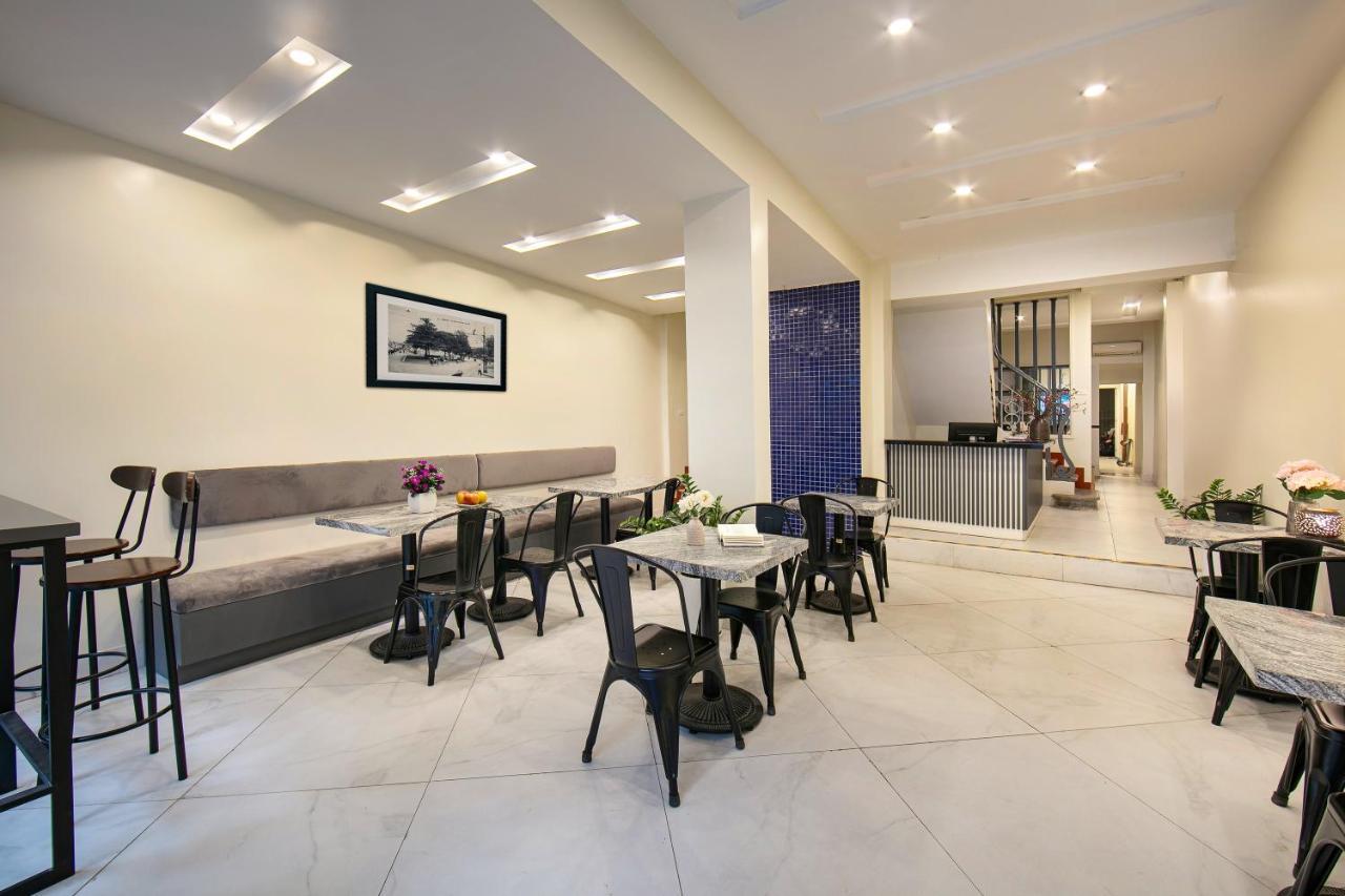 Queen Cafe Hotel & Pub Hanoi Esterno foto
